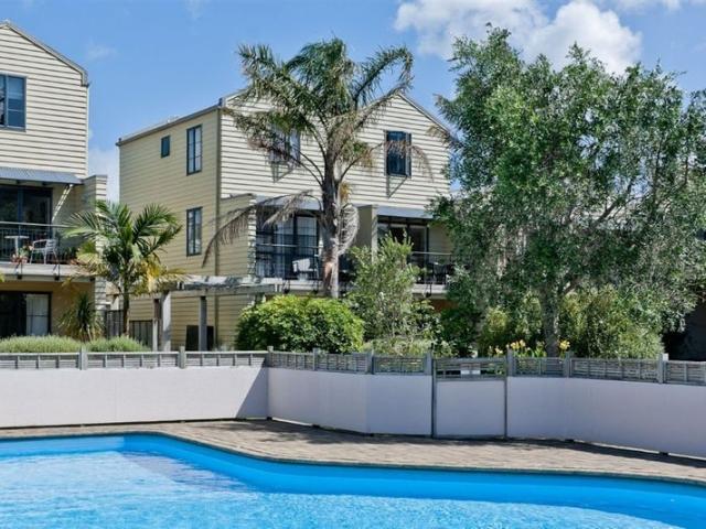 albany, 2 bedrooms