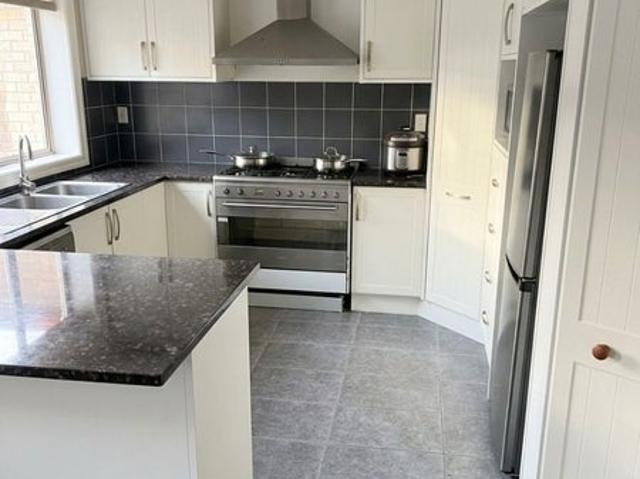 albany, 5 bedrooms