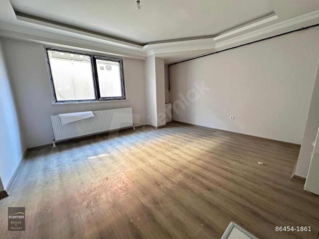 ALBAYRAK EMLAKTAN ÇARŞIDA KULLANIŞLI DAİRE