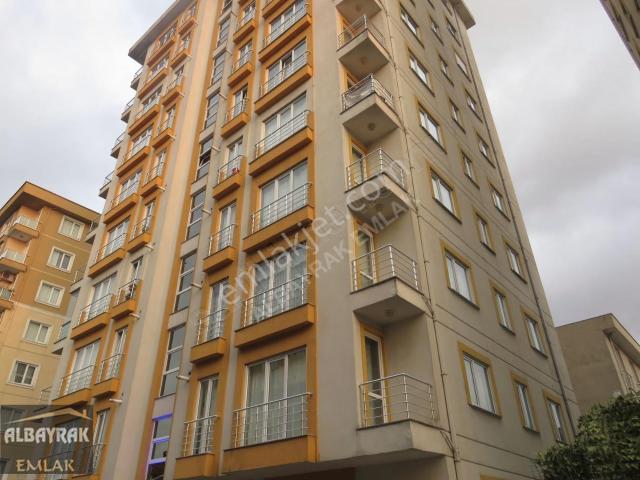 Albayrak Emlak'tan İkbal Cad.yakın Havuzlu Sitede Otoparklı 3+1