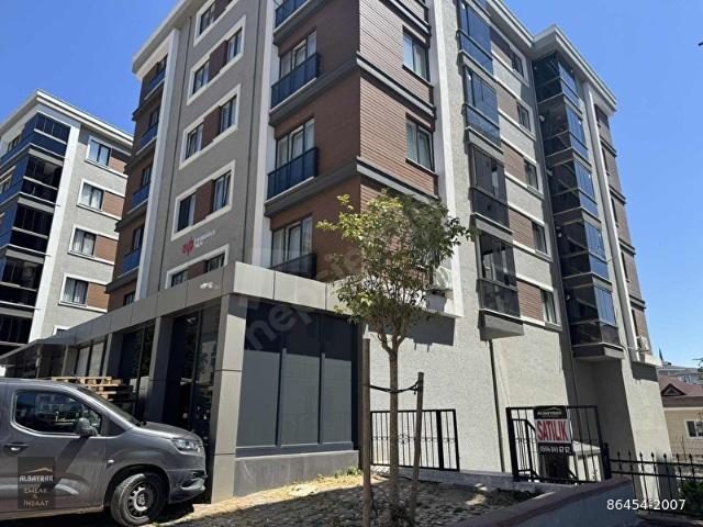 ALBAYRAK EMLAKTAN SAKİN VE HUZURUN İÇİNDE KULLANIŞLI DAİRE