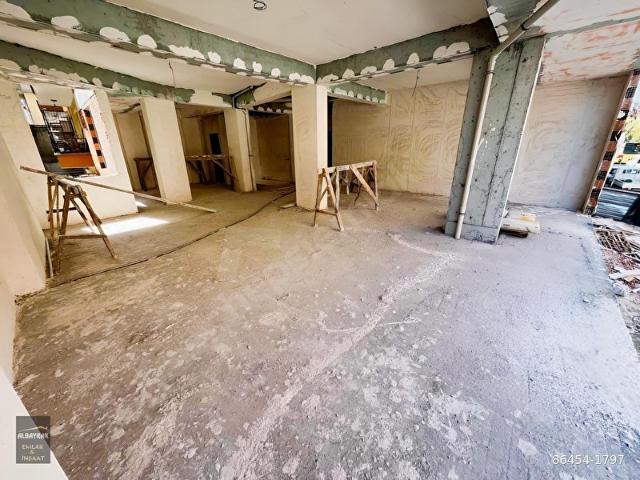 ALBAYRAKTAN 3 KATLI250M2CADDE ÜSTÜDEPOLU5 AYA TESLİM DÜKKAN