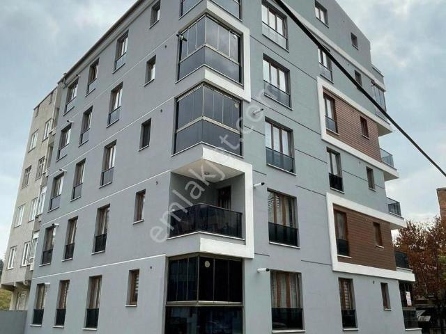 Albayrak'tan Satılık Belediye Yanı Eşyalı Fırsat 1+1 Daire