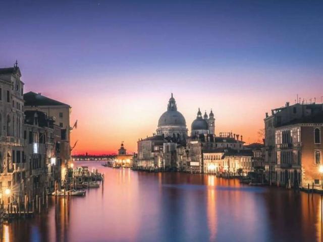 Albergo in vendita a Venezia