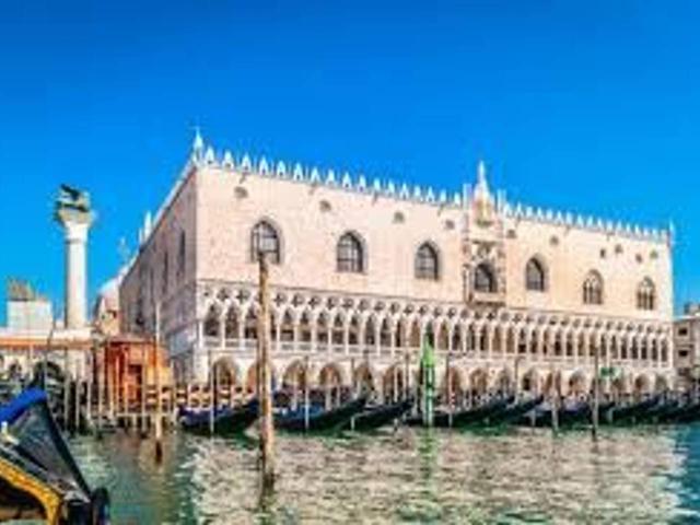 Albergo in vendita a Venezia