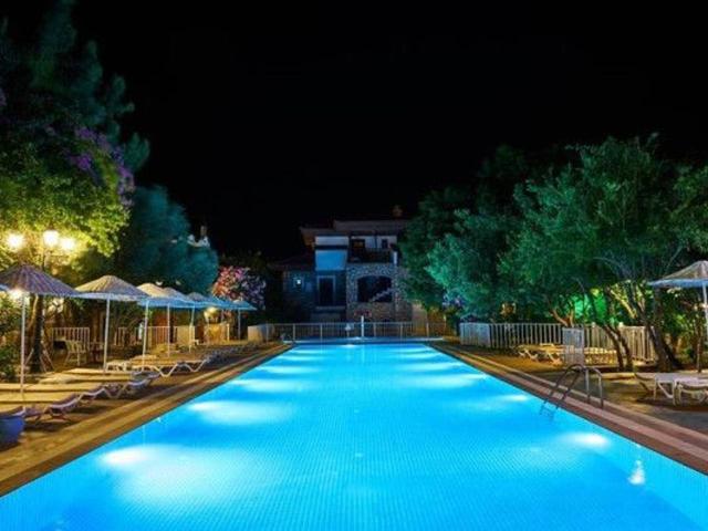 Albergo in vendita a Castel Gandolfo