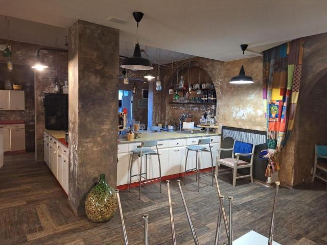 Albergo in vendita a Cerreto Guidi