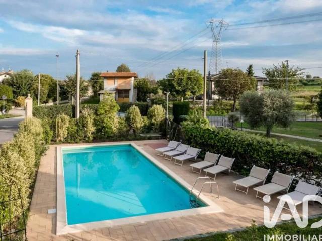 Albergo in vendita a Desenzano Del Garda