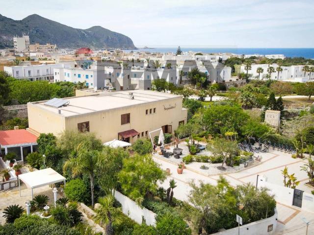 Albergo in vendita a Favignana