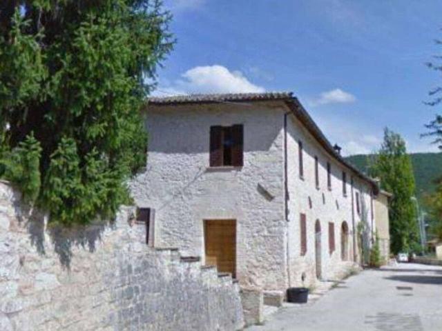 Albergo in vendita a Foligno