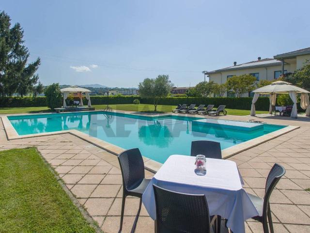 Albergo in vendita a Langhirano