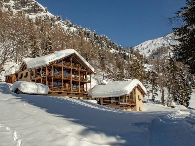 Albergo in vendita a Livinallongo Del Col Di Lana