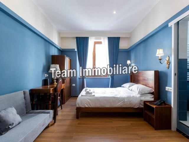 Albergo in vendita a Livorno