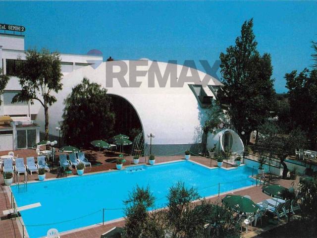 Albergo in vendita a Monopoli