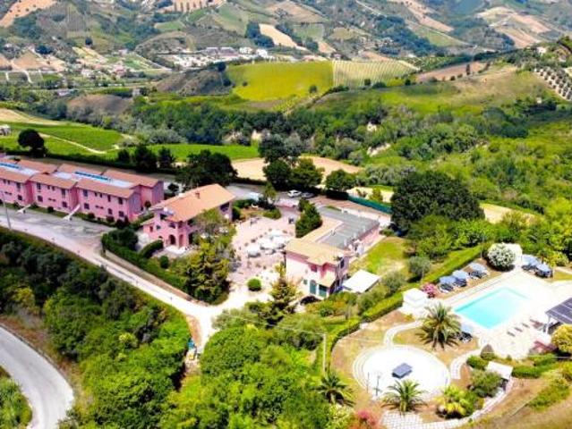 Albergo in vendita a Ripatransone