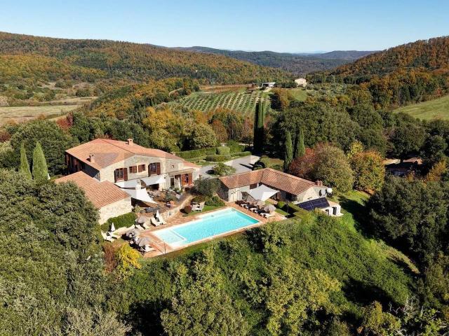Albergo in vendita a Roccastrada