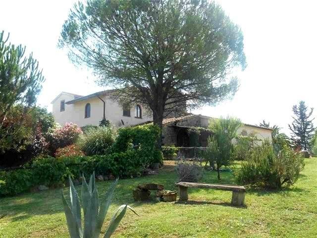 Albergo in vendita a Roccastrada