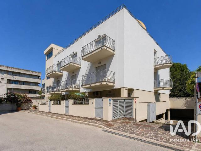 Albergo in vendita a Roseto Degli Abruzzi