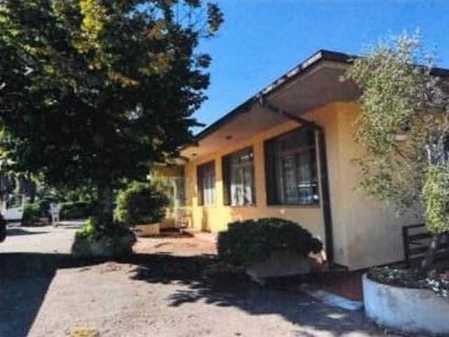 Locale commerciale in vendita a Rufina