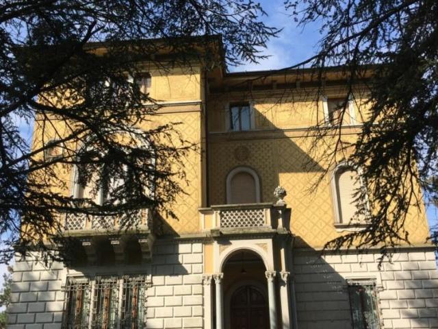 Albergo in vendita a San Giorgio Piacentino