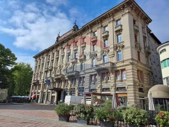 Albergo/Hotel in vendita a Salsomaggiore Terme, Salsomaggiore Terme
