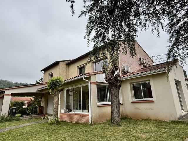 Albi Agréable maison indépendante d'environ 180 m2 avec ja. 181m² Albi