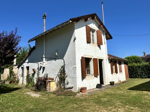Albi Agréable petite maison à rénover à immédiate des commerces