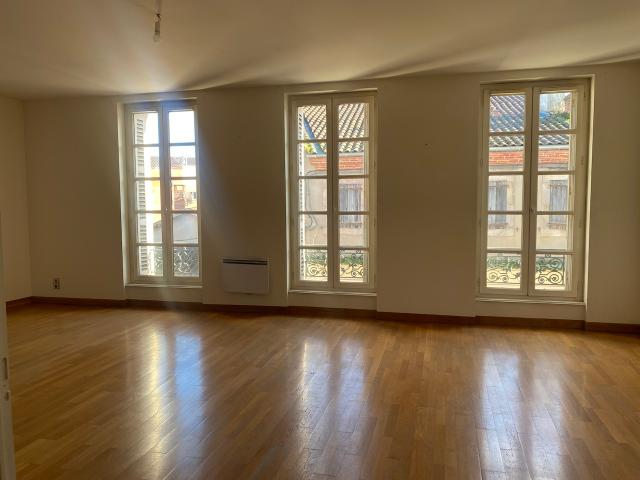 ALBI, centre ville, Appartement T3