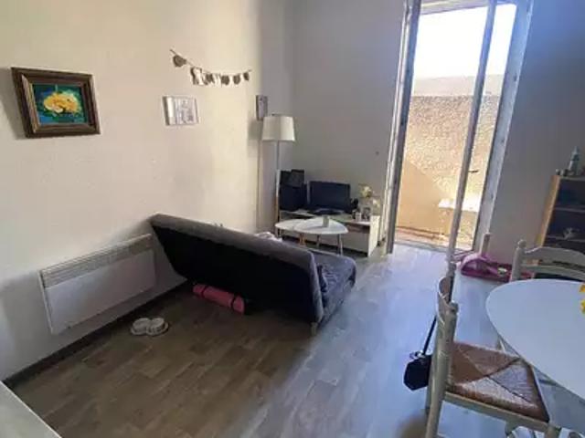 Albi 81000 Location appartement 1 pièce t1 au dernier étage terrasse