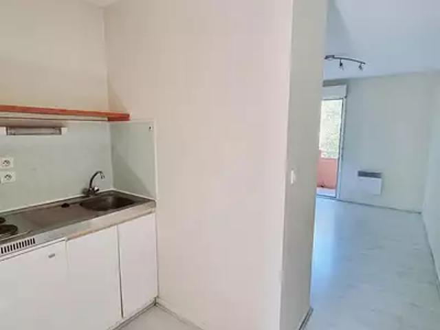 Albi 81000 Location appartement 1 pièce t1 balcon