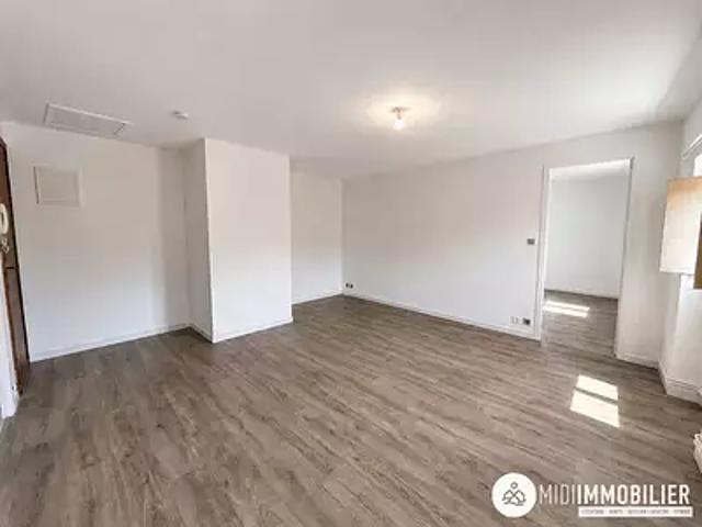 Albi 81000 Location appartement 2 pièces t2 au dernier étage