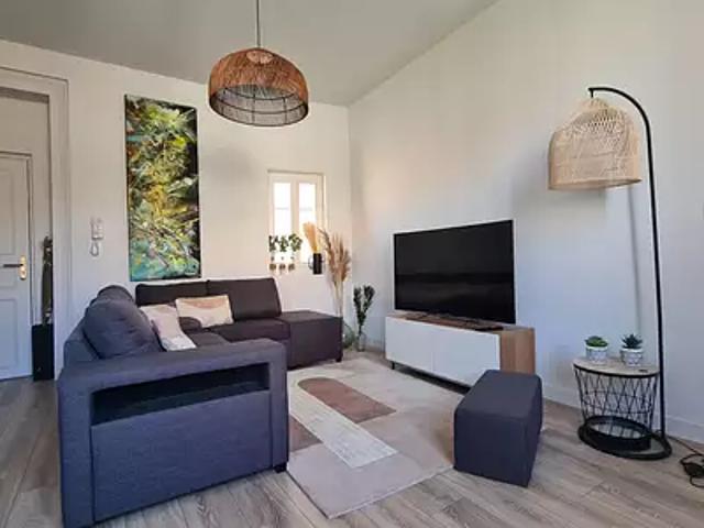 Albi 81000 Location appartement 2 pièces t2 au dernier étage