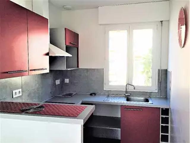 Albi 81000 Location appartement 2 pièces t2 au dernier étage