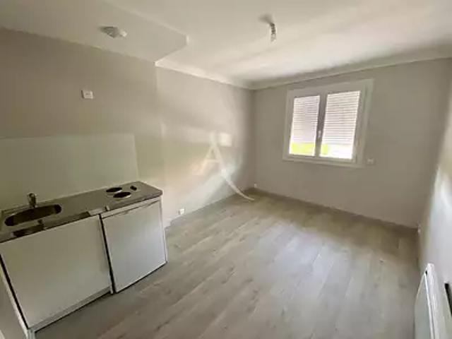 Albi 81000 Location appartement 2 pièces t2 au dernier étage