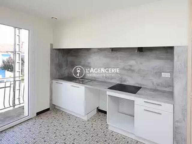 Albi 81000 Location appartement 4 pièces t4 au dernier étage