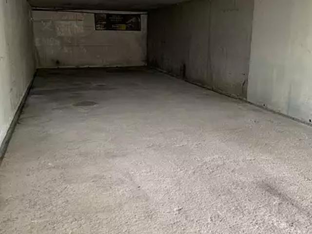 Albi 81000 Location parking