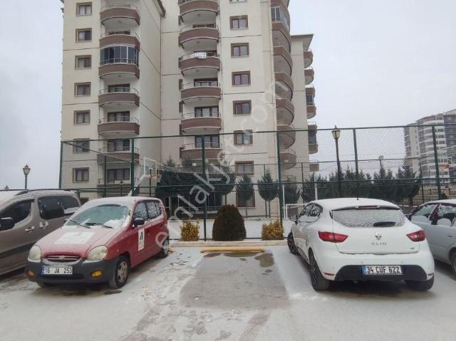 Alcı Mah. Mavi Çam'da İskanlı Yapılı Satılık Daire