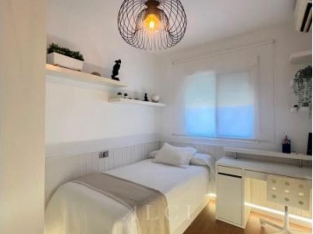 ALCAUCÍN ALC120: VILLA SUNSET ES UNA ENCANTADORA VILLA, CERCA DEL PUEBLO DE