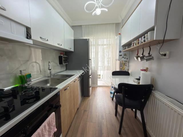 Çaldıran Mah Cadde Sırtı 3+1 Ara Kat Full Yapılı Satılık Daire