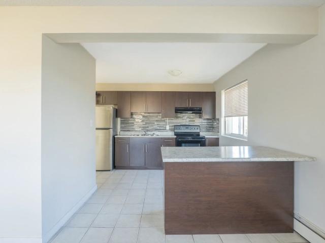 Alex Manor 1 Bedroom Apartment for Rent at 10940 105 St Nw, Edmonton, AB T5H 2X4 Central McDougall