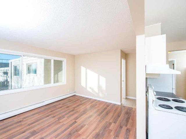 Alexander Apartments 1 Bedroom Apartment for Rent at 11020 83 St Nw, Edmonton, AB T5H 1M3 Cromdale