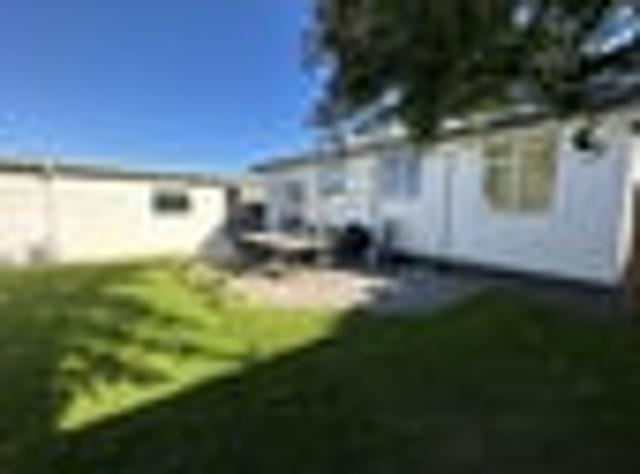 Alexandra, 3 bedrooms, $640 pw