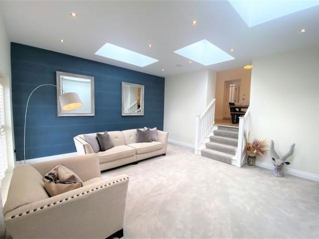 Alexandra House, Dundrum Road, Dundrum, Dublin 14 Rob Noble Property Consultants 4700 MyHome. Ie Lettings