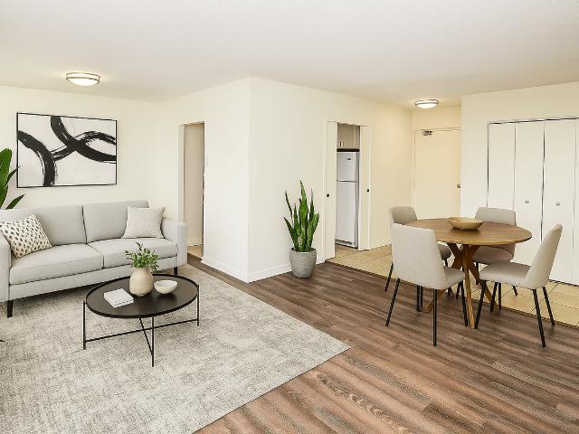 Alexandrian Apartments 1 Bedroom Apartment for Rent at 53 Water St N, Kitchener, ON N2H 5A7 City Commercial Core