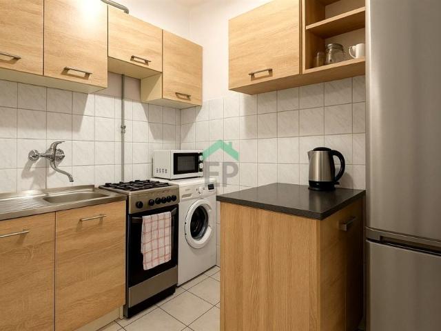 Aleja Armii Krajowej 28 m², Częstochowa