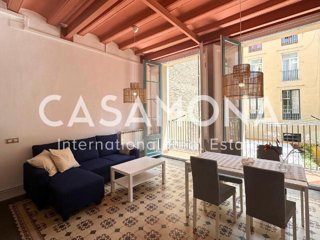 Aleja de la apariencia totalmente blanca y adéntrate en es. 153m² Barcelona