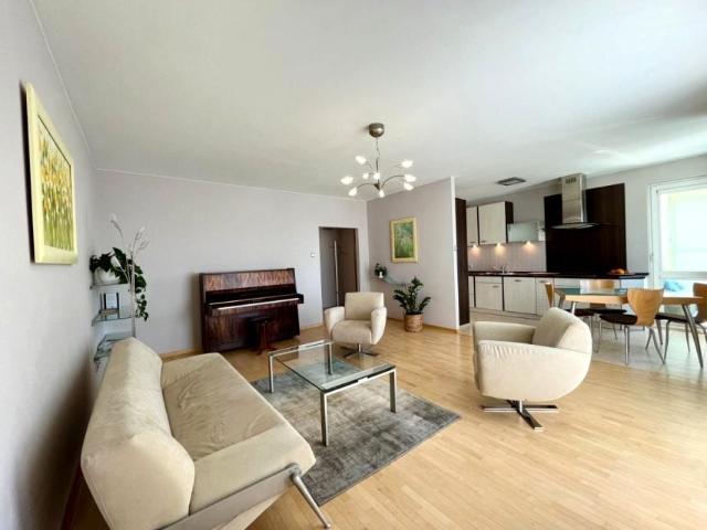 Aleja gen. Władysława Sikorskiego 65,30 m², Warszawa