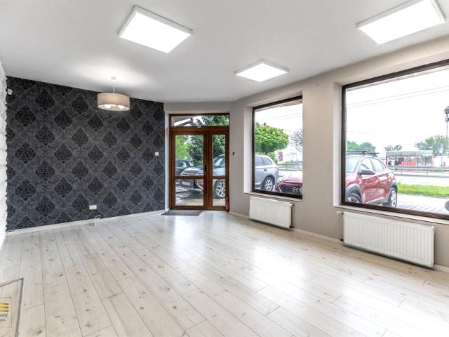Aleja Kraśnicka 213 210 m², Lublin