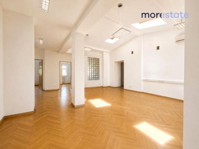 Aleja płk. Władysława Beliny Prażmowskiego 200 m², Kraków