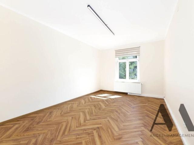 Aleja płk. Władysława Beliny Prażmowskiego 25 76 m², Kraków